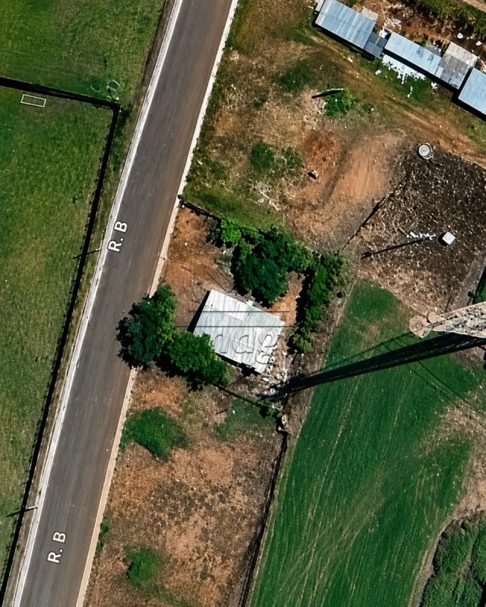 LOTE 000 - Um terreno urbano, com a área de 450,00m², na cidade de Lajeado do Bugre/RS