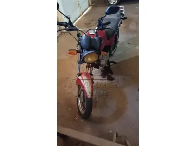 LOTE 000 - UMA MOTOCICLETA HONDA CG150 TITAN KS, COR VERMELHA, ANO 2008/2008,