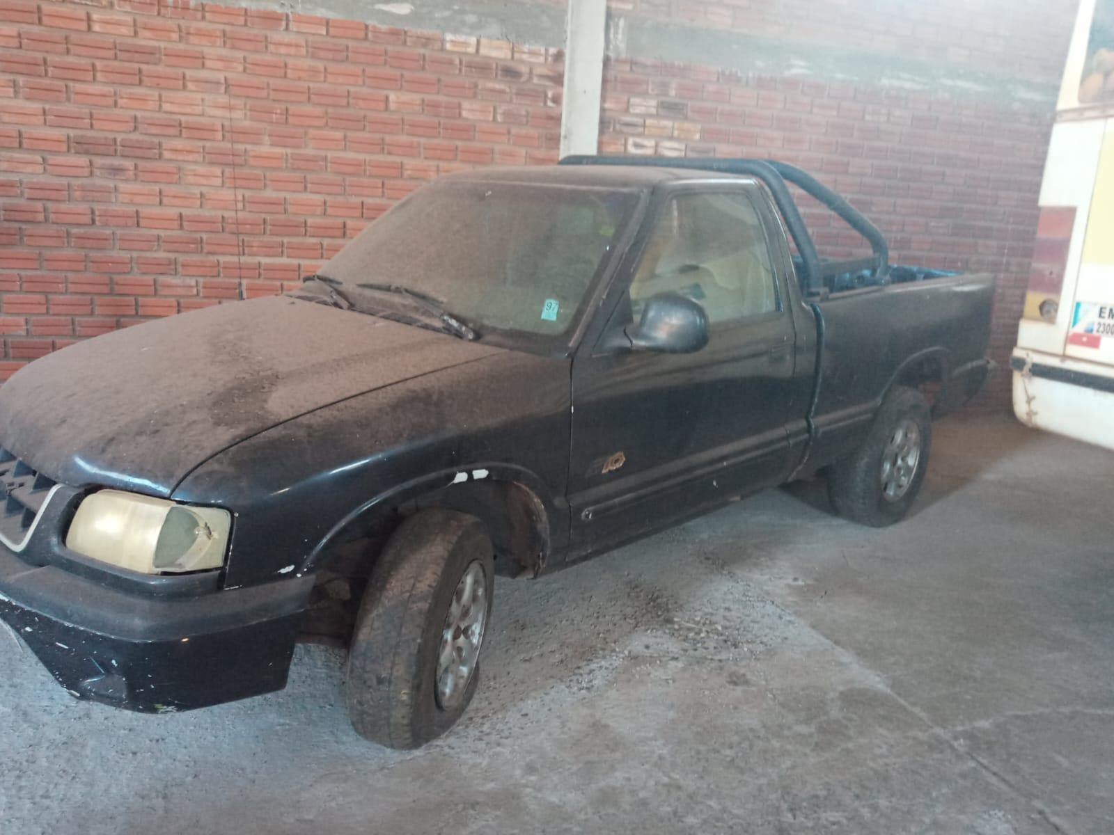 Caminhonete GM/S10 Deluxe, carroceria aberta, ano/modelo 1996/1996
